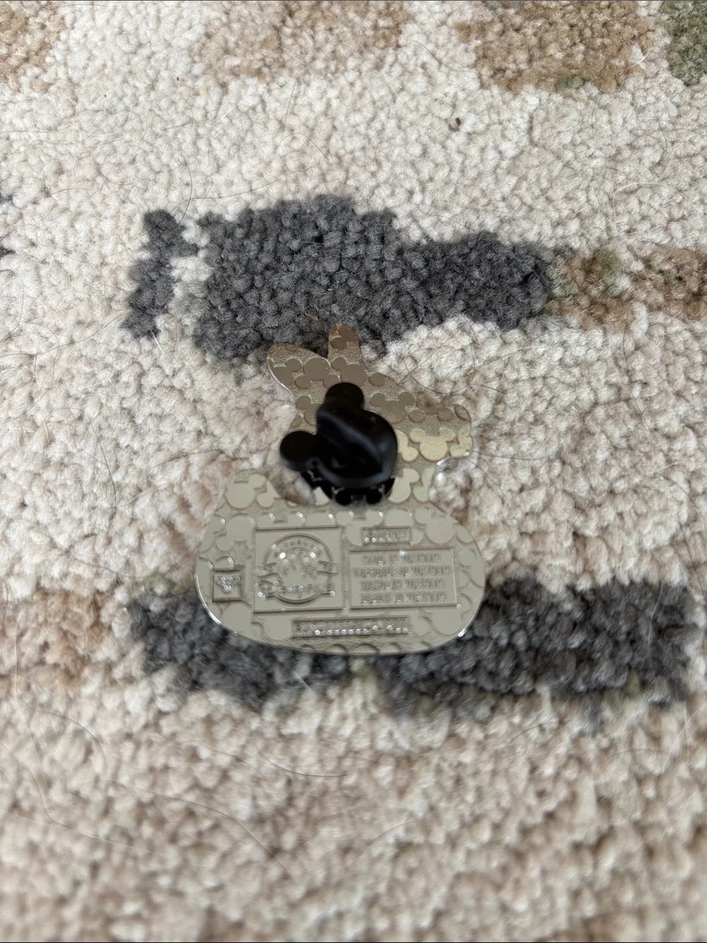 Ducks of Disney official trading pin (Daisy) - Disney Parks item (Brand New) 🦆